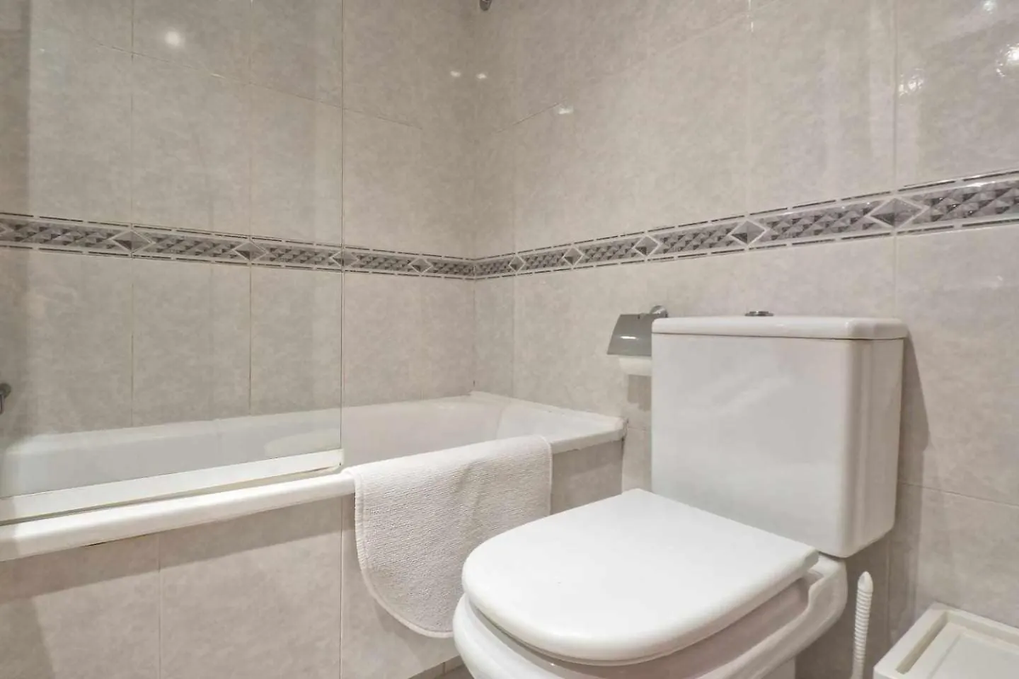 Comfortable 4 Rooms 2Bath W Balcony Barcelona 0*,